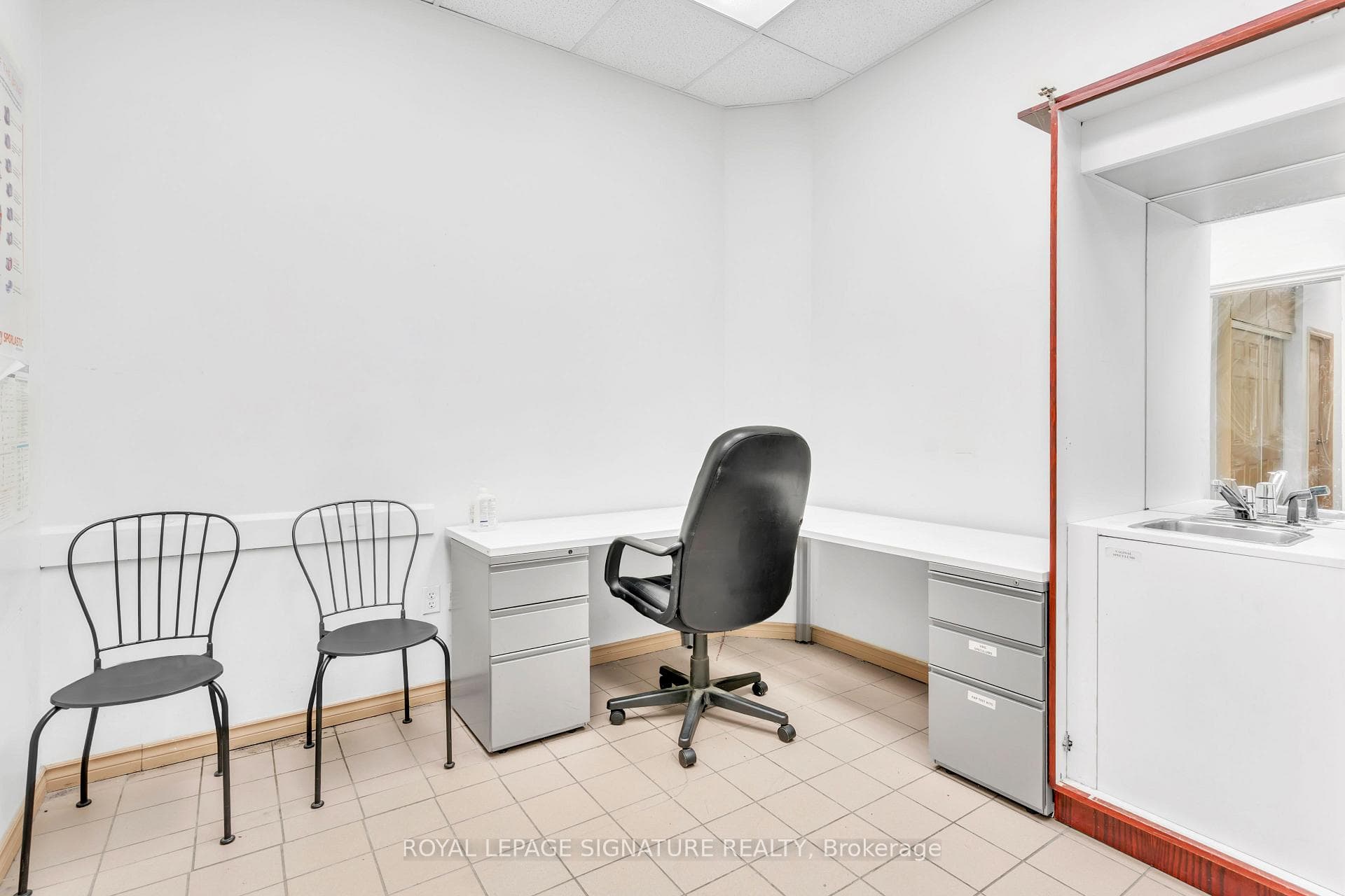 3155 Eglinton Ave E — Medical & Dental Plaza — photo 4